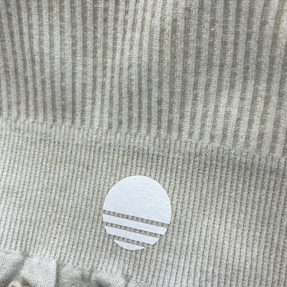 NWT • Ruffle Set - Seamless Bra and Short - Picture 10 of 16